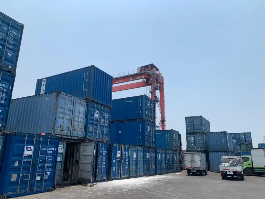 Line7 Container - Activity Container 3